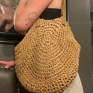 Straw circle bag